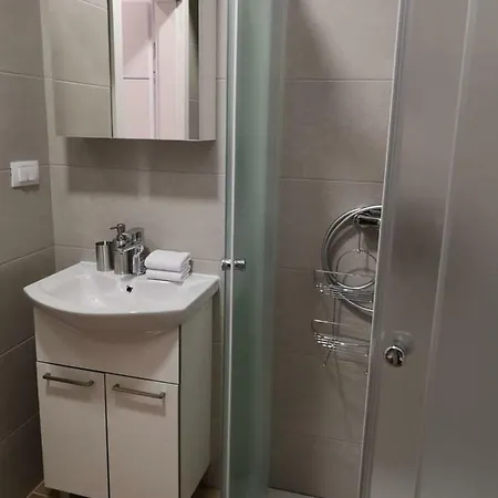 Nocturno Apartman *